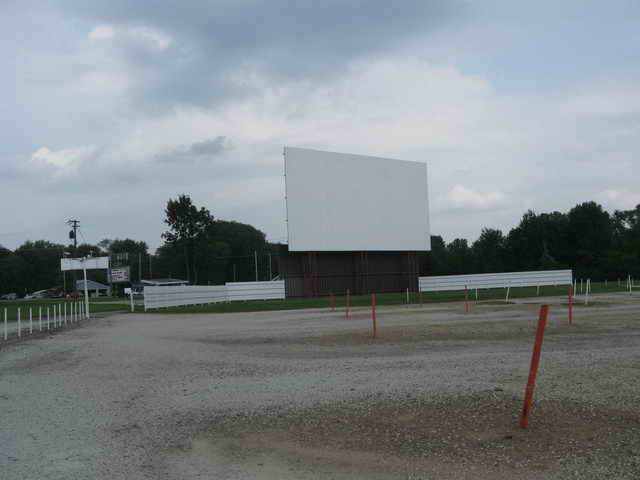 Midway Drive In Theater - 2010 Photo